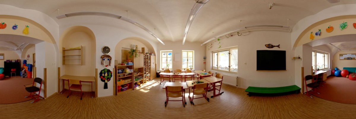 Virtuální pohled do školní třídy v Domovu pod hradem Žampach. img_vp_skola_small.jpg