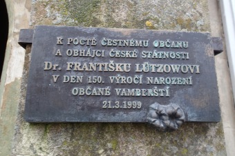 16.1. 2016 Vzpomínkový akt Vamberk - Dr. František Lützow (*1849 - +1916)  - 100 let od úmrtí.