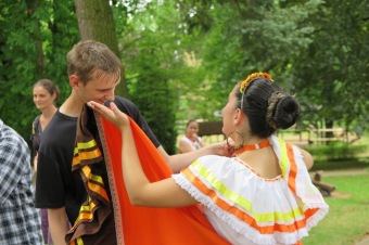 25.6. 2017 vystoupení souboru Fiesta Tica Kostarika - folklorní soubor ze San José z Kostariky