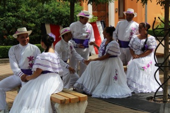 25.6. 2017 vystoupení souboru Fiesta Tica Kostarika - folklorní soubor ze San José z Kostariky