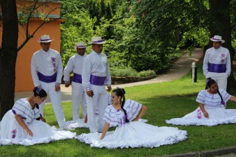25.6. 2017 vystoupení souboru Fiesta Tica Kostarika - folklorní soubor ze San José z Kostariky
