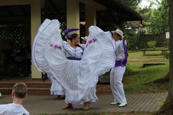 25.6. 2017 vystoupení souboru Fiesta Tica Kostarika - folklorní soubor ze San José z Kostariky