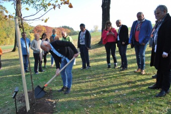 2018 Sázení pamětní lípy a benefiční koncert Q VOX (17.10.)