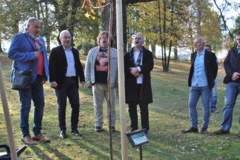 2018 Sázení pamětní lípy a benefiční koncert Q VOX (17.10.)