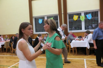 2018 Věneček na závěr tanečních - Dlouhoňovice (1.11.)