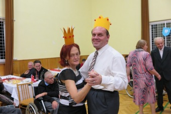 2018 Věneček na závěr tanečních - Dlouhoňovice (1.11.)