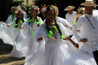 2019 Panamský taneční soubor v domovu (23.6.)