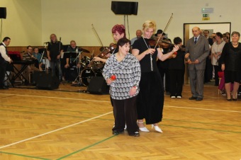 2019 Věneček na závěr tanečních - Dlouhoňovice 28.11.)