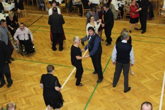 2019 Věneček na závěr tanečních - Dlouhoňovice 28.11.)