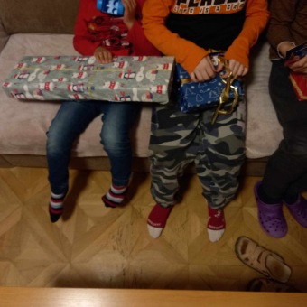 2023 Štědrý den v Domovu pod hradem Žampach (24.12.) - domek děti Žamberk