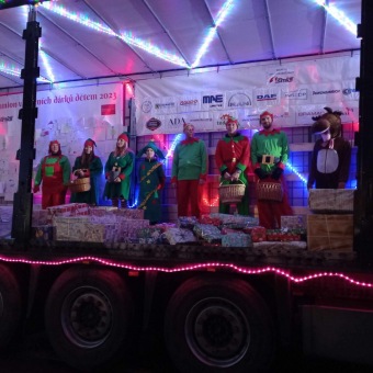 2023 Štědrý den v Domovu pod hradem Žampach (24.12.) - domek děti Žamberk