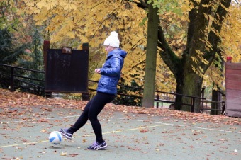 Foto Iscarex - Honza Šimůnek a Markéta Černá: 2. ročník běžeckého krosu Okolo Žampachu 23.10. 2016