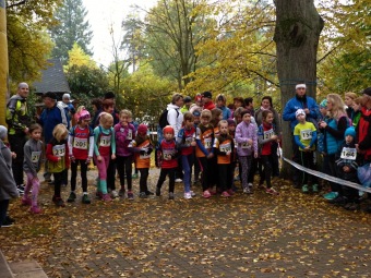 23.10. 2016 2. ročník běžeckého krosu Okolo Žampachu