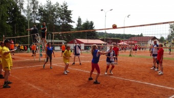 10. - 12.6. 2016 Přehazovaná Dřevěnice - XXI. ročník národního turnaje - den druhý - zahájení a zápasy