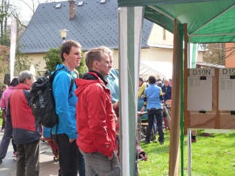 2016 Orientační běžci na Žampachu (5. kolo VčP OB 16.04. 2016)