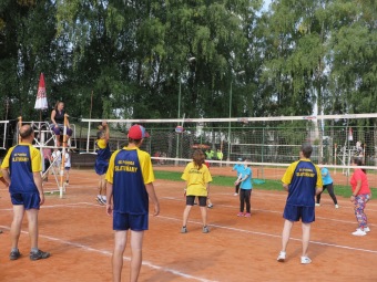 DŘEVĚNICE 2021   XXV. ročník národního turnaje ČHSO v přehazované se uskutečňuje v odloženém termínu 10.9. - 12.9. 2021. Den druhý - zahájení turnaje, sportovní část,...