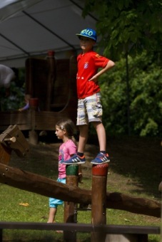 11.7. 2015 Letní hudební festival pod hradem Žampach