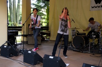 11.7. 2015 Letní hudební festival pod hradem Žampach