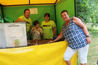 2019 - Letní hudební festival pod hradem Žampach 6.7.)