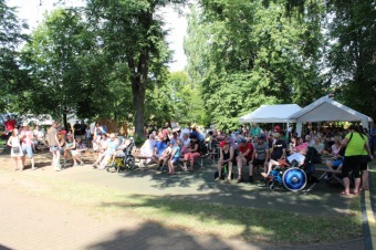 2019 - Letní hudební festival pod hradem Žampach 6.7.)