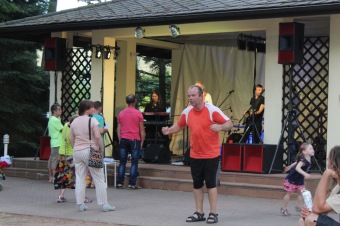 2019 - Letní hudební festival pod hradem Žampach 6.7.)