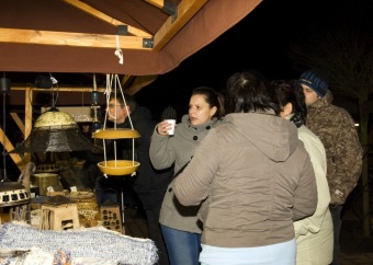 12.12 2014  Vánoční akce - Jarmark - dětské dílny - koncert