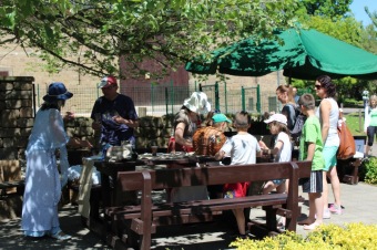 2017 - Zámecká slavnost a dětský den - 50 let služeb (27.5.)