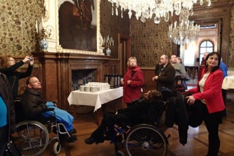 31.3. - 13.4.2015 - Výstava v budově Senátu "Z pod hradu Žampach..."