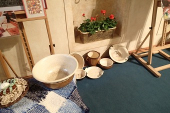 31.3. - 13.4.2015 - Výstava v budově Senátu "Z pod hradu Žampach..."