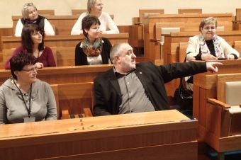 31.3. - 13.4.2015 - Výstava v budově Senátu "Z pod hradu Žampach..."