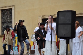 10.-12.9. 2015  GINKO - taneční kroužek na festivalu - Jičín - město pohádky