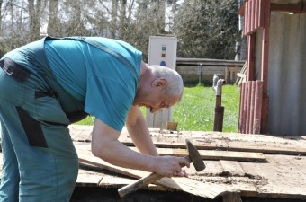 Zahradnictví - aktivizační centrum - jarní práce 2016