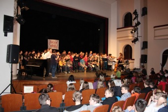 30.3. 2017 Vystoupení Barbušáků - přehlídka uměleckých souborů - Tylovo divadlo - Polička