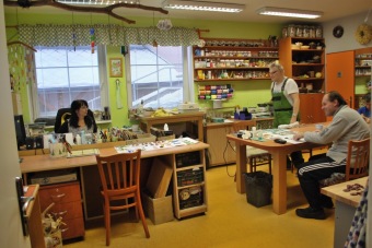 Sbírka společnosti Konzum „Společně za úsměv 2018“  nás podpořila částkou 5.149,- Kč na materiál pro práci se sklem.