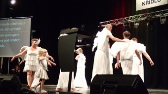 20.9. 2016 DUHOVÉ KŘÍDLO 2016 - ocenění práce zaměstnanců a dobrovolníků Domova pod hradem Žampach