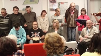 28.4.2016 VERNISÁŽ VÝSTAVY ´ŽIVOT VTIŠTĚNÝ DO BAREV´ - Městské muzeum Česká Třebová