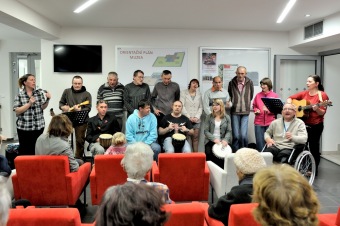 Foto: Michal Horák - z Vernisáže výstava Život vtištěný do barev 28.4.2016