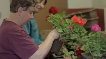 2017 fotografie z dokumentárního filmu Domov pod hradem více než 50 let života