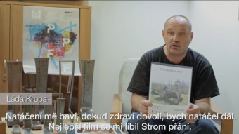 2017 fotografie z dokumentárního filmu Domov pod hradem více než 50 let života