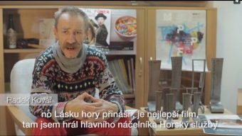 2017 fotografie z dokumentárního filmu Domov pod hradem více než 50 let života