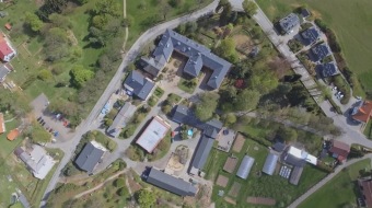 2017 fotografie z dokumentárního filmu Domov pod hradem více než 50 let života