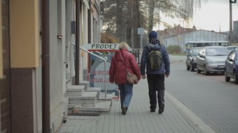 2017 fotografie z dokumentárního filmu Domov pod hradem více než 50 let života