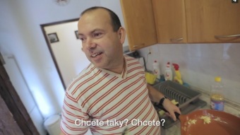 2017 fotografie z dokumentárního filmu Domov pod hradem více než 50 let života