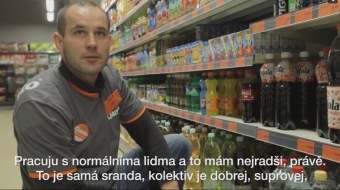 2017 fotografie z dokumentárního filmu Domov pod hradem více než 50 let života