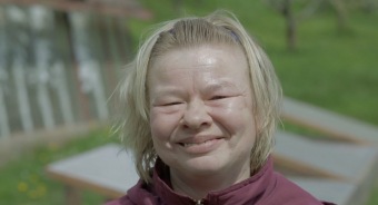 2017 fotografie z dokumentárního filmu Domov pod hradem více než 50 let života