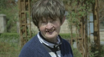 2017 fotografie z dokumentárního filmu Domov pod hradem více než 50 let života