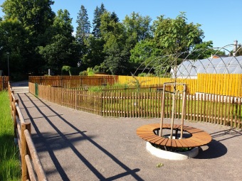 Dvoreček je připraven pro nová zvířátka a rozšíření ZOO terapie uživatelů našich služeb.