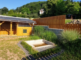 Dvoreček je připraven pro nová zvířátka a rozšíření ZOO terapie uživatelů našich služeb.