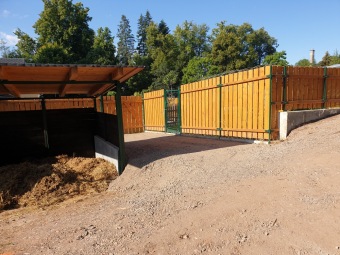 Dvoreček je připraven pro nová zvířátka a rozšíření ZOO terapie uživatelů našich služeb.