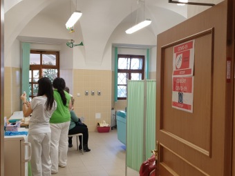 Vakcína Moderna dorazila dne 2.3. v počtu 170 ks také do našeho "očkovacího centra".